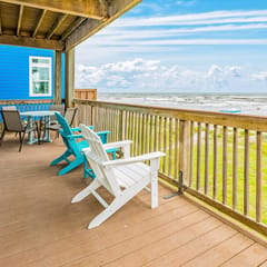 8-Mile Beachfront - Gulf Views & Dog-Friendly