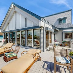 Tiki Hideaway - Canal-Front, Big Deck & Dogs OK