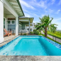 Bay Reserve - Bayfront, Private Heated Pool