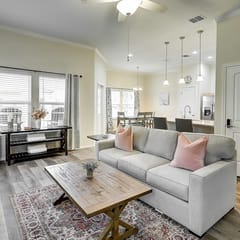 Rockport Relaxation - Shared Pool, Golf Nearby