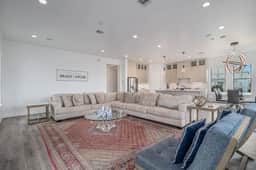 Sky Blue Shores - Gulf Views, Decks, Sleeps 16 - Image 3