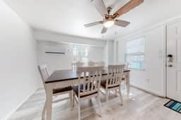 Lazy Seagull Beach House - Downstairs - Image 5