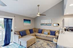 The Blue Oasis - Private Pool, Sleeps 12 - Image 4