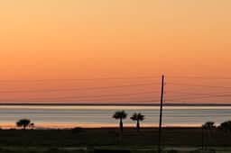 Sunset Estuary - Bay Views, Heated Pool & Hot Tub - Image 5
