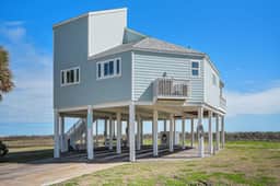 Vista Del Mar - Gulf-Front Beach House, Sleeps 15 - Image 4