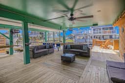 Jamaican Waves - Waterfront, Hot Tub & Game Room - Image 3
