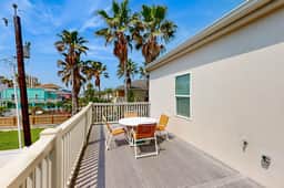 Las Puertas Condominiums 201 - Image 4