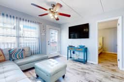 Surfside II unit 110 - Image 2