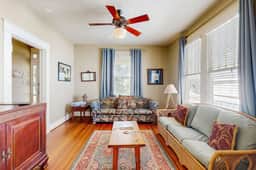 Greener Grasses - Pool Table, Deck & Dog-Friendly - Image 4