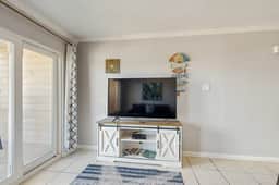 Maravilla Condos - Anchors Away - Image 4