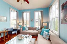 Galveston Getaway - Historic Home Near the Beach - Image 4