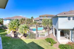 Beachy Keen - Dog-Friendly with Shared Pool - Image 3