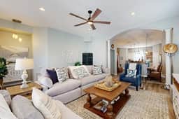 Padre Island 104 - Ocean Views, Walk to the Beach - Image 4