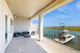 Padre Villa 104 - Gulf & Lake Views, Sleeps 14 - Image 2