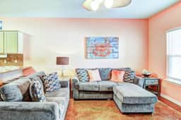 Palm Bay 306 - Pool & Patio, Short Walk to Beach - Image 4