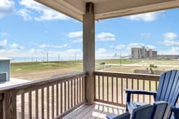 Blue Pelican - Bayfront, Fenced Yard & Balconies - Image 2