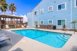 Leeward Isles 203 - Pool, 1 Block from the Beach - Image 4