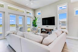Baydreamer - Waterfront, Dock & Game Room - Image 3