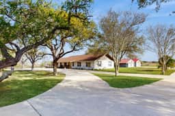 R&R Acres - 17 Acres, Wildlife & Grill - Image 3