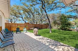 Little Bay Cottage - Fire Pit, Kid & Dog-Friendly - Image 4