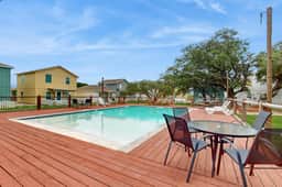 Reel Escape - Pool, Fire Pit & Dog-Friendly - Image 2