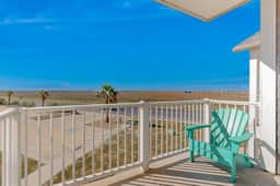 Oars Away, Unit 204 - Ocean View & Beach Access - Image 2