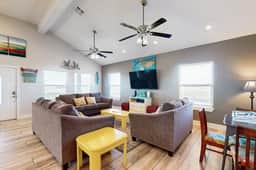 Vitamin Sea - Bay Views & Community Pool - Image 3