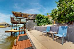 Water House Getaway - Patio on the Water, Dogs OK - Image 3