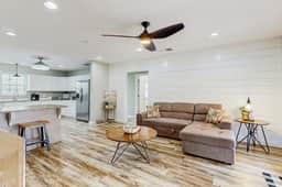 Salty Getaway - Patio, BBQ & Dog-Friendly - Image 3