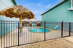 Coastal Calm - Pool, Walk to the Beach, Dogs OK - Image 3