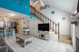 Leeward Cove B4 - Pool & Bay Views, Dogs Welcome - Image 2