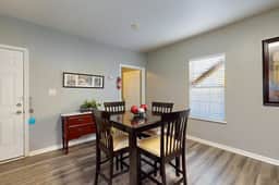 Cozy Home - Bay Views, Fenced Yard, Dogs OK - Image 4
