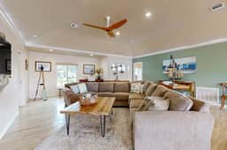 Coral Cove - Waterfront with Amazing Views - Image 2