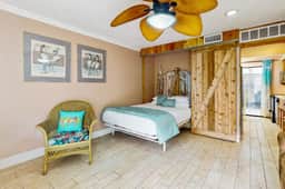 Quaint Oasis - Shared Pool & Beach Access - Image 3
