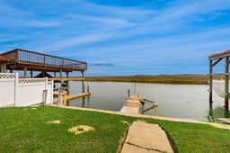 Quaint Oasis - Shared Pool & Beach Access - Image 2