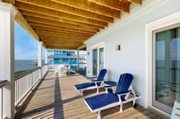 Blue Claws - Bayfront, Elevator & Resort Pools - Image 2
