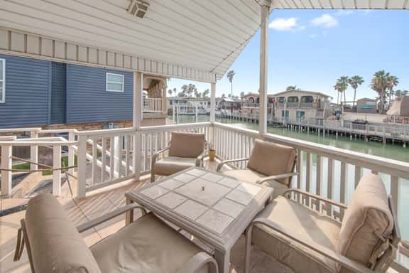 Little Breeze - Waterfront Cottage, Pools, Golf - Image 1