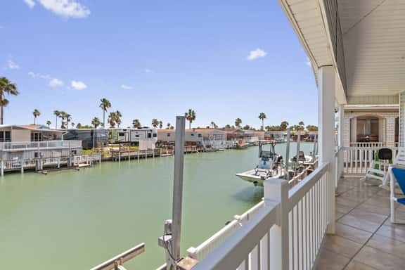 Sundial Circle - Waterfront, Pools, Golf, Tennis - Image 1