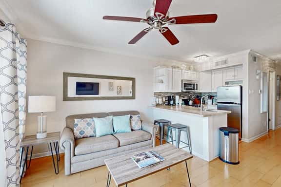 Victorian Condo #9227 - Image 1