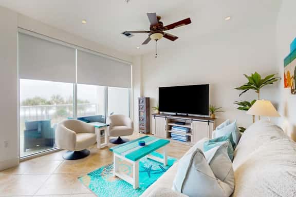 Pelican Oasis - Beachfront Condo, Pool & Hot Tub - Image 1