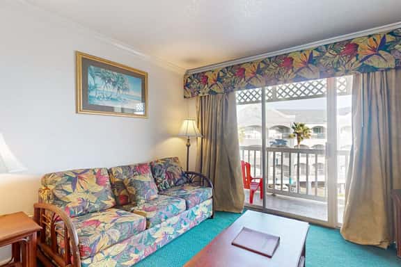 Victorian Condos - Back to the Beach - Image 1