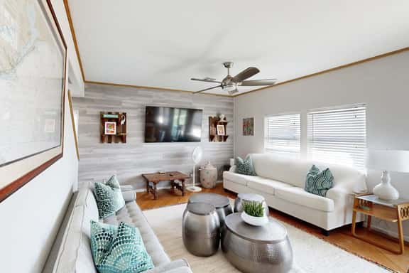 Blue Galveston Getaway - Image 1