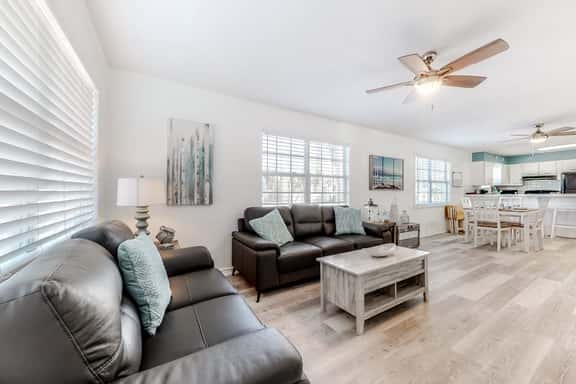Lazy Seagull Beach House - Upstairs - Image 1