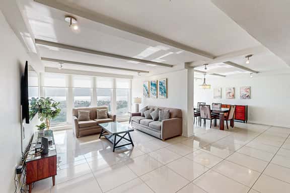 Solare Tower 1202 - Gulf Views & Beach Access - Image 1