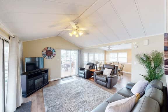 Long Island Village 347 Sand Dollar - Image 1