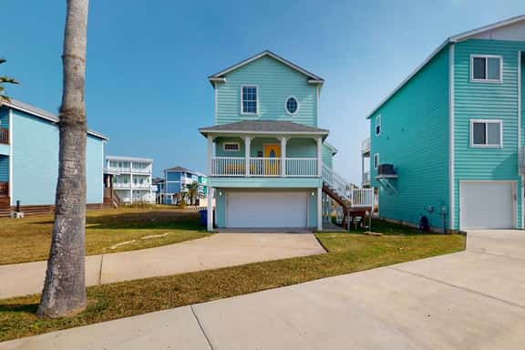 Bella Vista #25 - Water Views, Pool & Hot Tub - Image 1