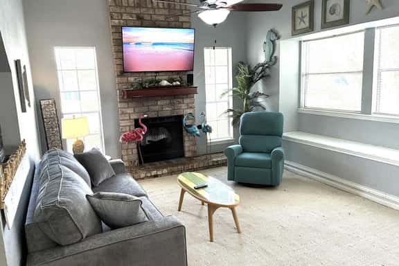Hidden Treasure - Private Pool & Fireplace - Image 1