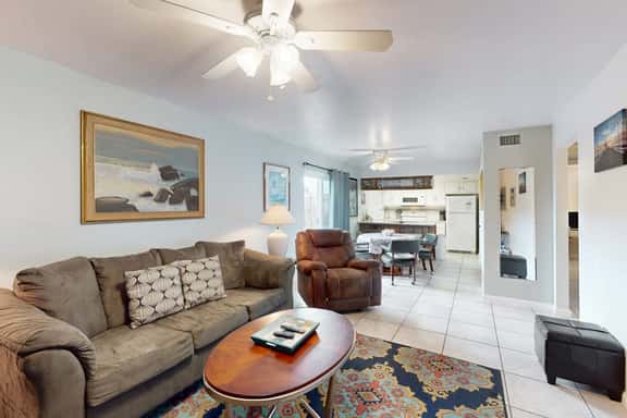 Seahorse Condominiums 105 - Image 1
