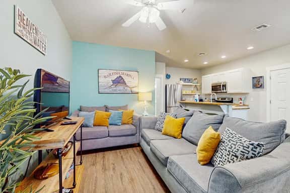 Reel Escape - Pool, Fire Pit & Dog-Friendly - Image 1