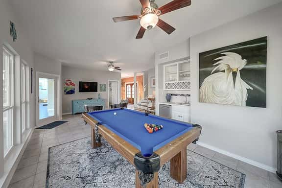 Curlew Casa - Waterfront, Pool & Dogs OK - Image 1